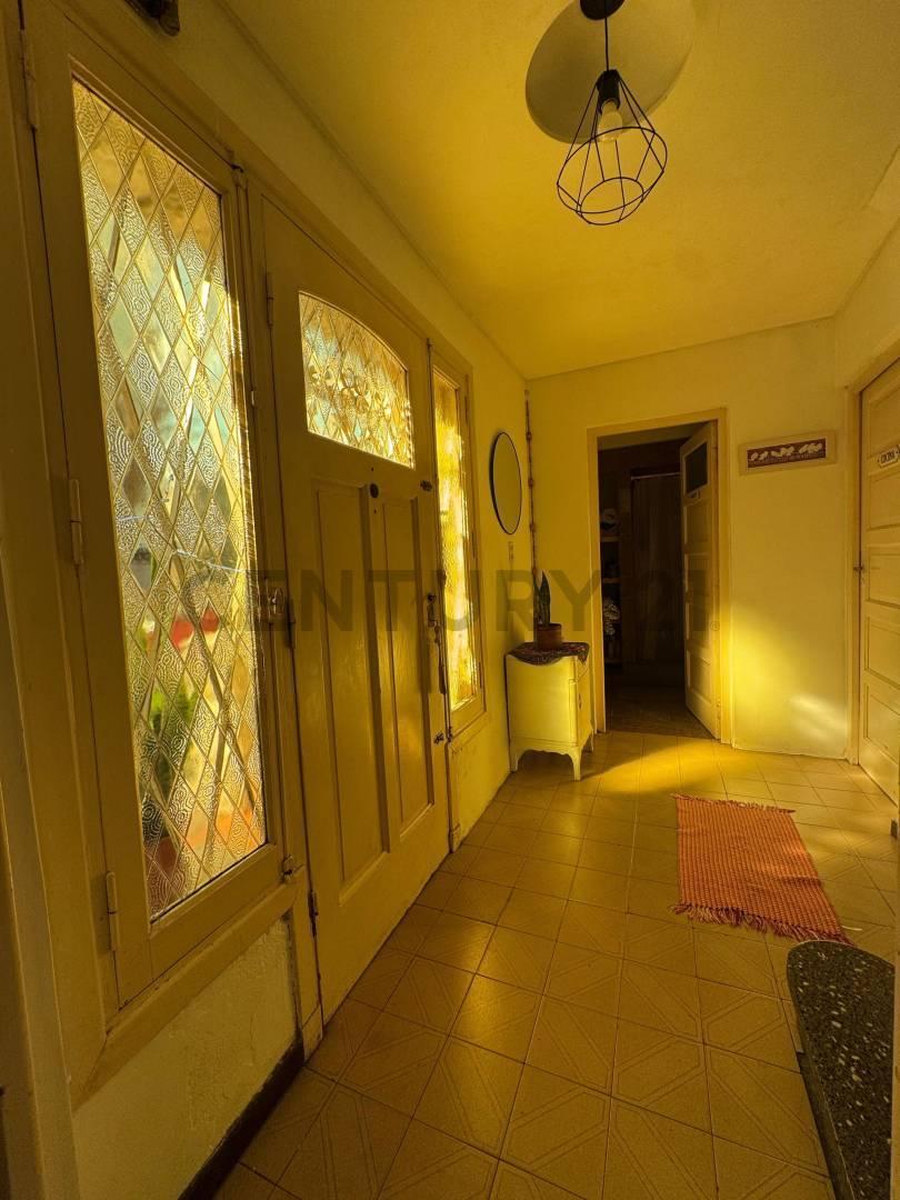 Foto de CASA VENTA VILLA RAFFO 4 AMBIENTES CON DEPOSITO TALLER APTO BANCO, imagen 2
