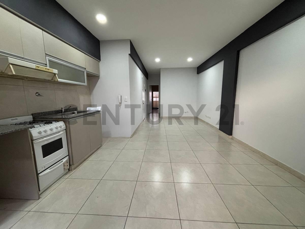 Foto de DEPARTAMENTO ALQUILER QUILMES 2 AMBIENTES DOBLE BALCON, imagen 1