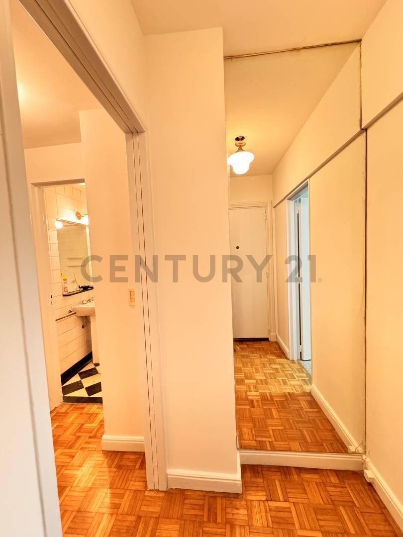 Foto de Departamento venta Recoleta 2 ambientes cinco esquinas, imagen 2