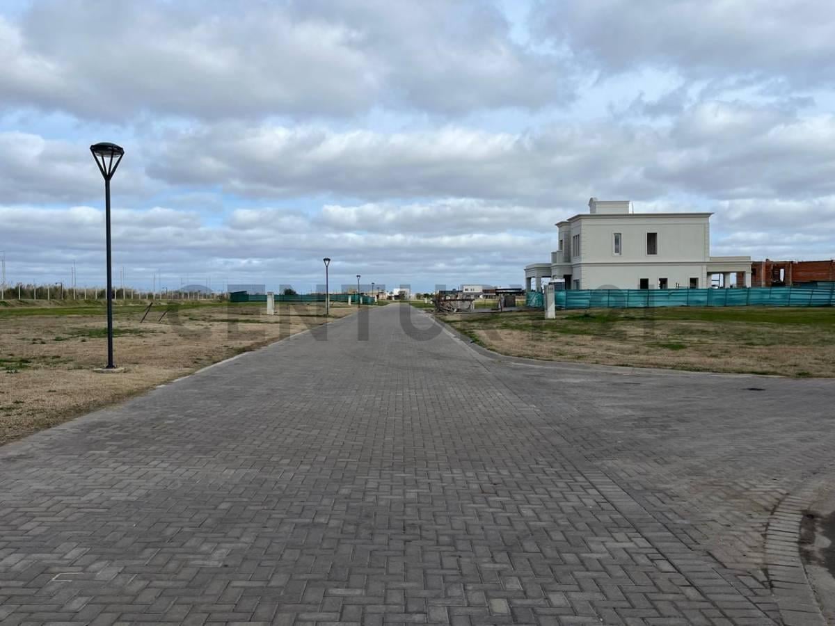 Foto de TERRENO EN VENTA EN PUEBLOS DEL PLATA LOTE PROPIO, imagen 4