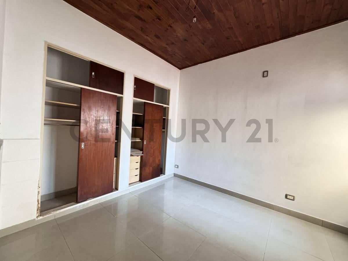 Foto de PH EN VENTA WILDE 2 DORMITORIOS PATIO PARRILLA, imagen 4