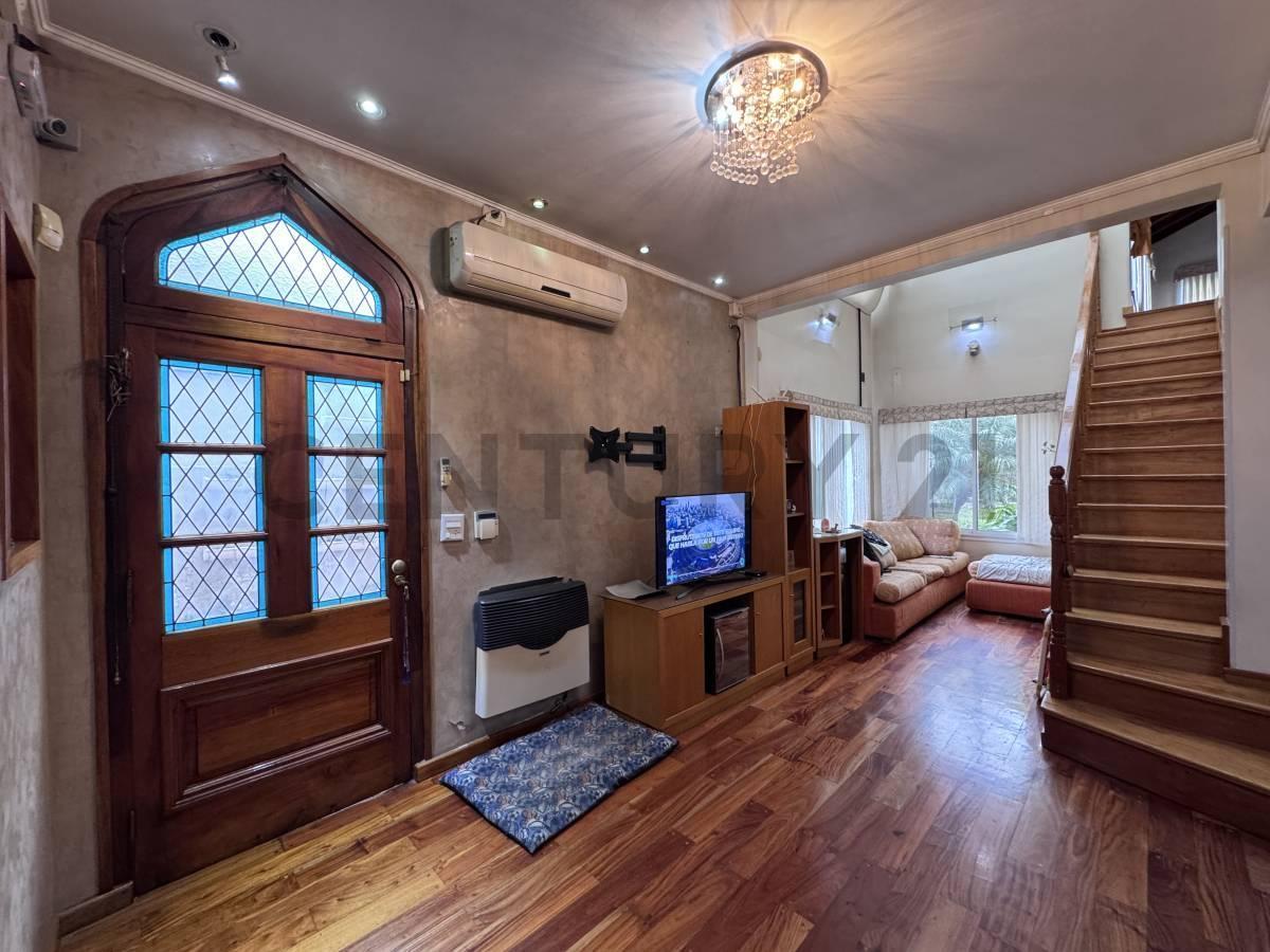 Foto de CASA VENTA VILLA DOMINICO 4 DORMITORIOS PILETA, imagen 3
