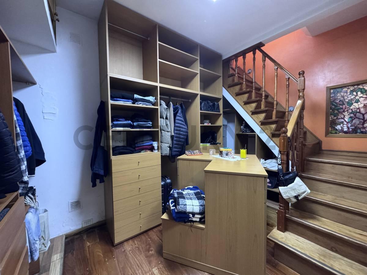 Foto de CASA VENTA VILLA DOMINICO 4 DORMITORIOS PILETA, imagen 4