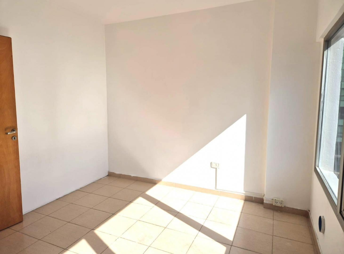 Foto de venta oficina la plata 2 privados, imagen 4