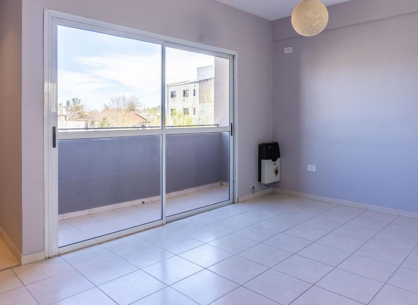 Foto de Departamento venta 1 dormitorio balcón y cochera, imagen 2