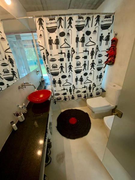 Foto de Aduana 1800 - Casa De Diseño De 1 Dormitorio En Venta O Permuta, imagen 4