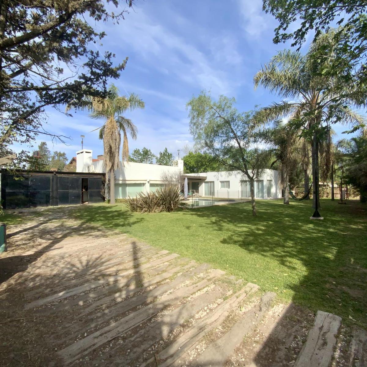 El Talar 2100 5