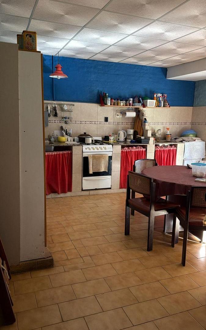 Foto de Casa en venta en Funes a reciclar, en Garita 17, Maiztegui 2300, con, imagen 5