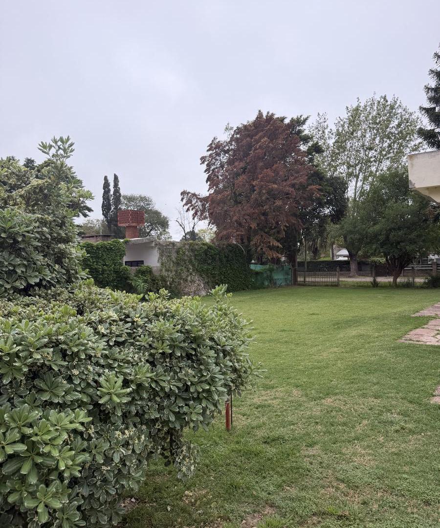 Foto de Casa en alquiler en Funes Uso Comercial, 4 habitaciones y piscina, imagen 3