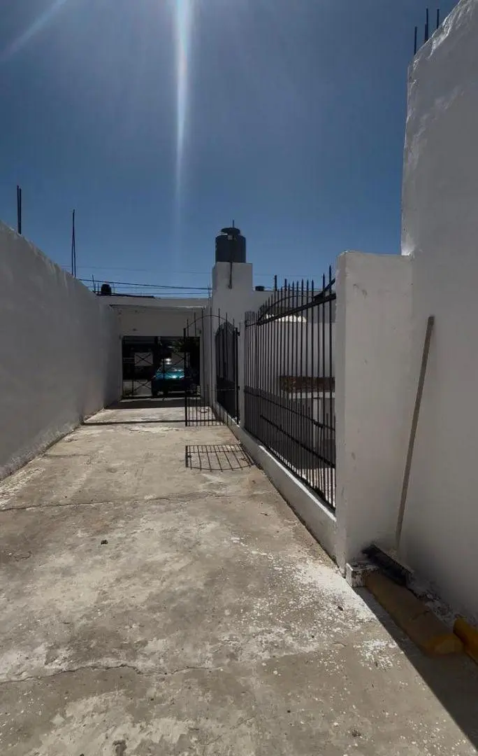 ALQUILER de dos ambientes en Berazategui Oeste 2