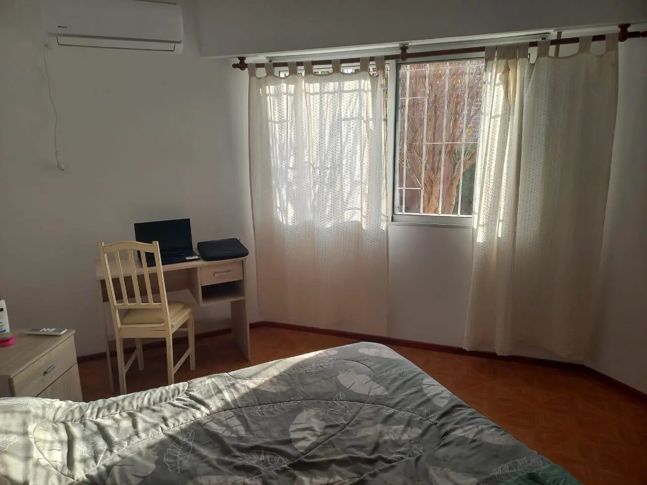 Casa de 2 dormitorios en Oliveros con gran terreno. 5