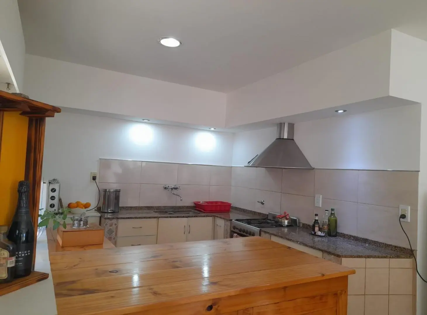 Casa de 2 dormitorios en Oliveros con gran terreno. 2