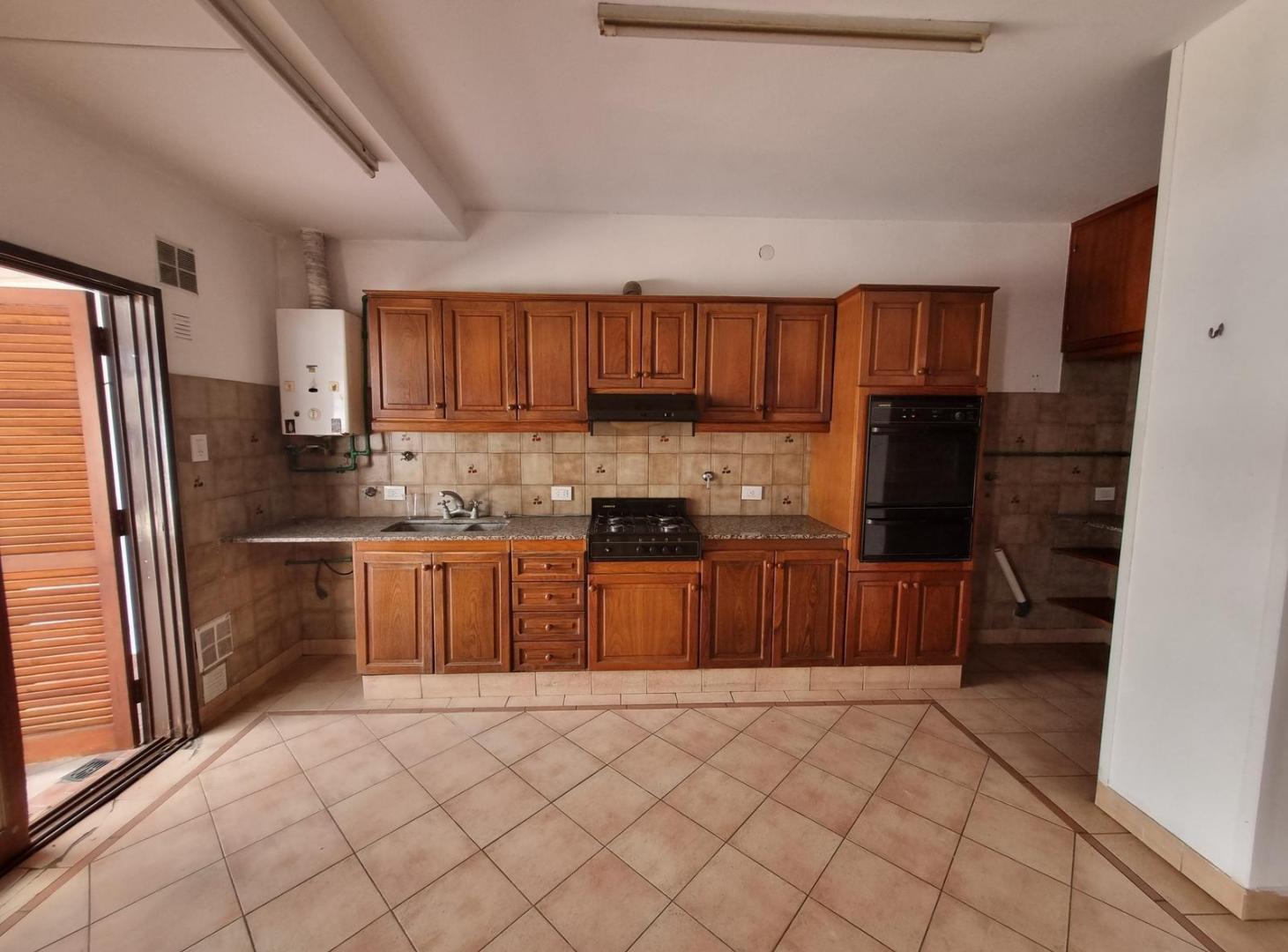 Foto de Casa con dependencia en venta en Maciel, imagen 5