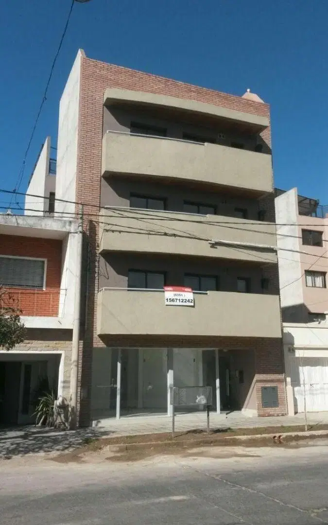 Venta Hermoso Departamento de 1 Dorm. Bº Alta Córdoba. 3