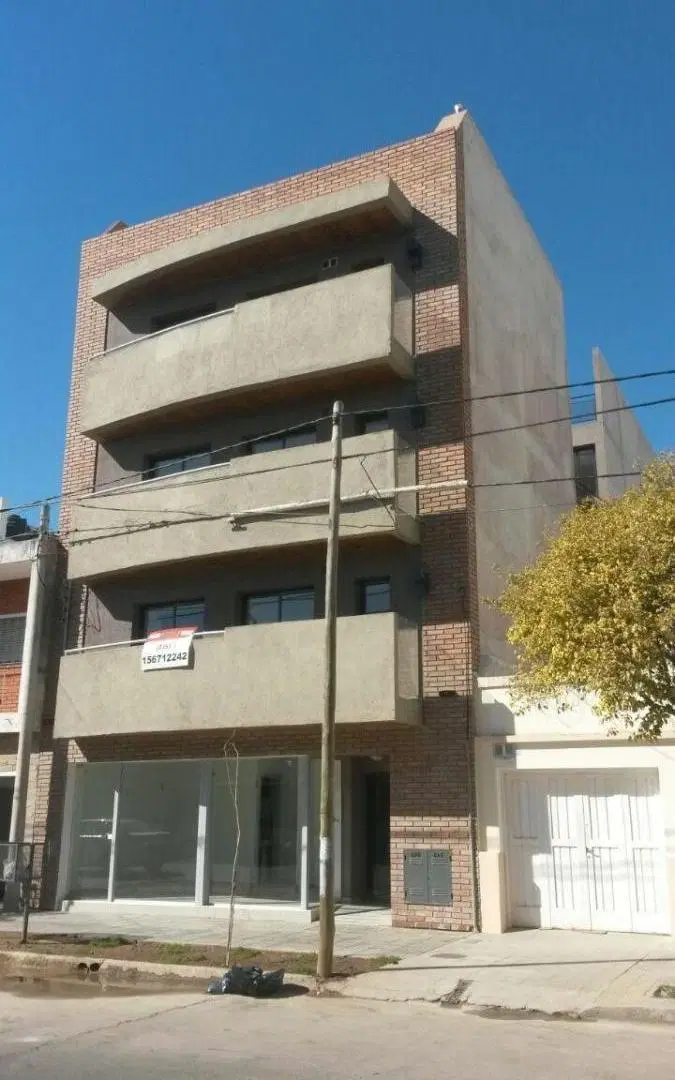 Venta departamento en Planta Baja., 2dormitorios .Bº Alta Córdoba 5