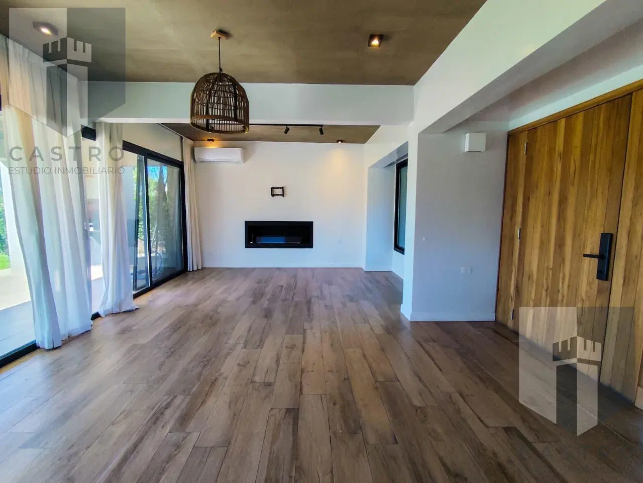 Venta Casa 6 Ambientes en Barrio Privado Santo Tomás Pilar con Pileta y Parque 5