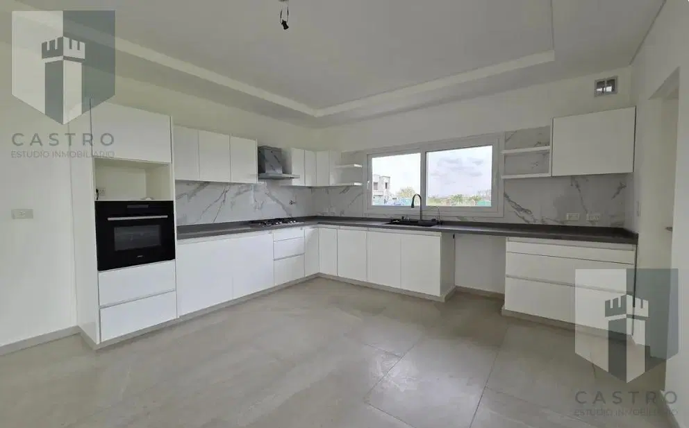 VENTA CASA 4 DORMITORIOS A ESTRENAR EN BARRIO VILLAGE JOVEN BELLA VISTA 3