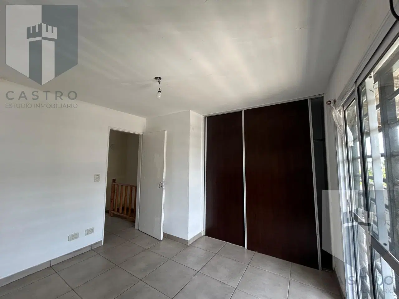 Venta Duplex en Jose c Paz, APTO CREDITO 3