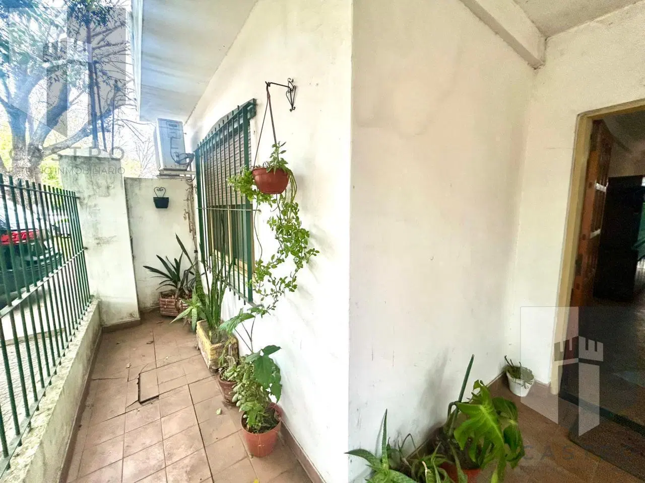 Venta Casa 3 ambientes + Departamento 3 ambientes en Bella Vista, APTO CREDITO 5