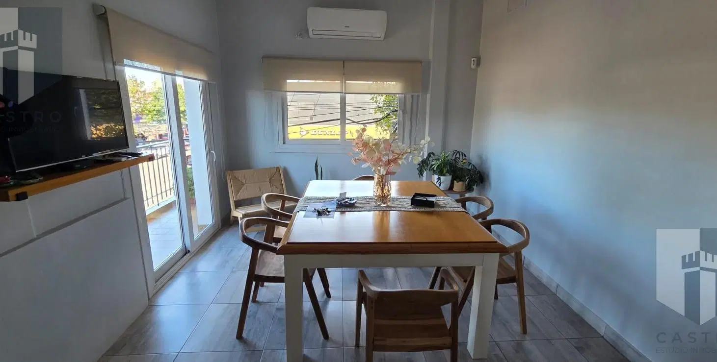 DEPARTAMENTO 4 AMBIENTES CON BALCON TERRAZA,..EXCELENTE ESTADO en San Miguel 4