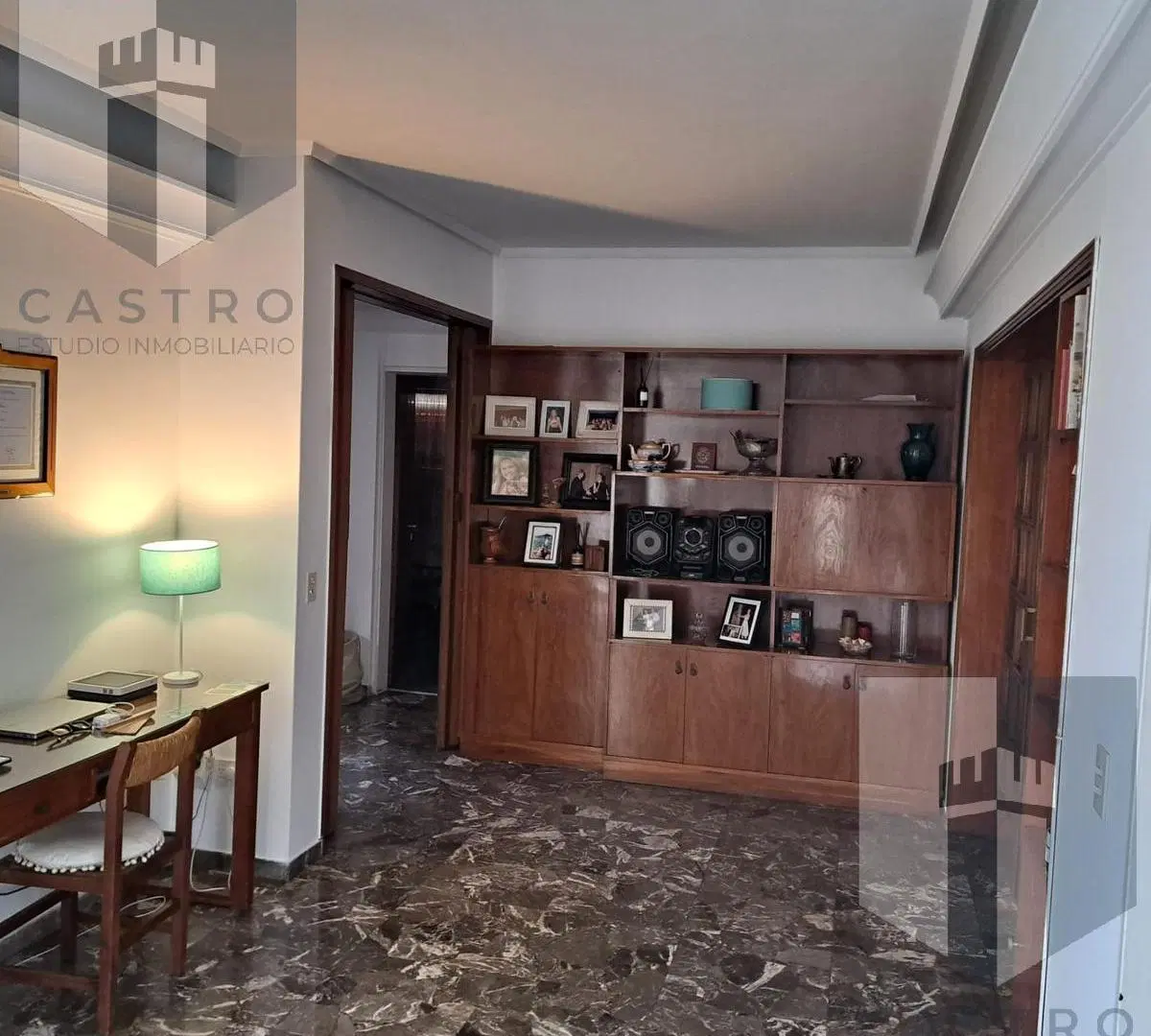 VENTA 2 LOCALES MAS DEPARTAMENTO EN BELLA VISTA, OPORTUNIDAD DE RENTA !!! PERMUTA, FINANCIA 8