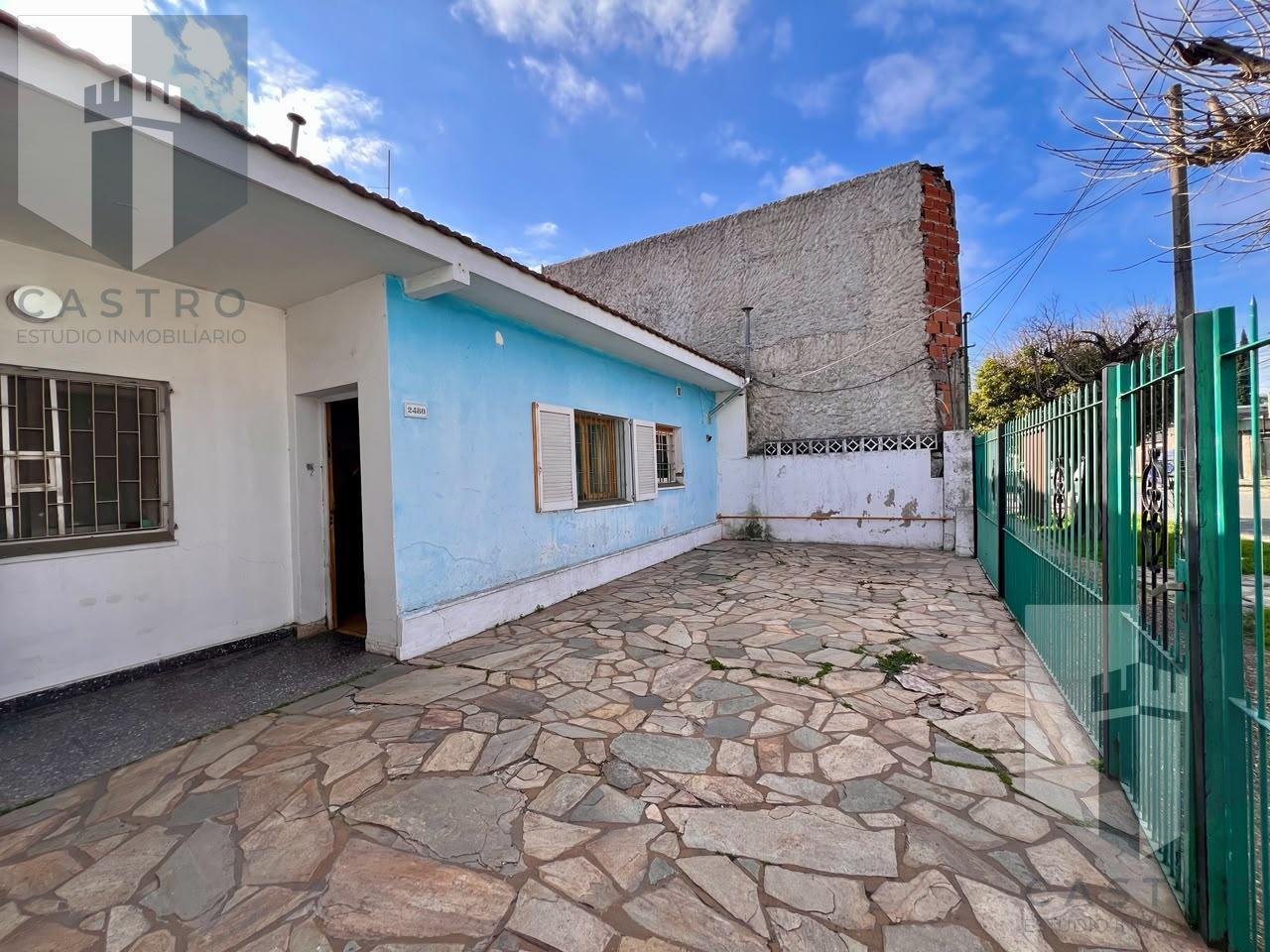 Foto de Venta Casa 4 Ambientes A Refaccionar Jose C Paz, imagen 2