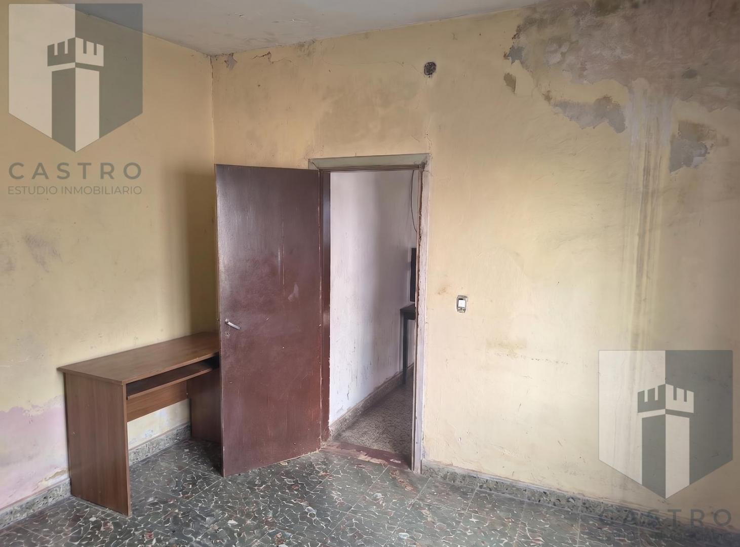 Foto de Casa 4 Ambientes A Reciclar Con Terreno De 612 M2, imagen 4