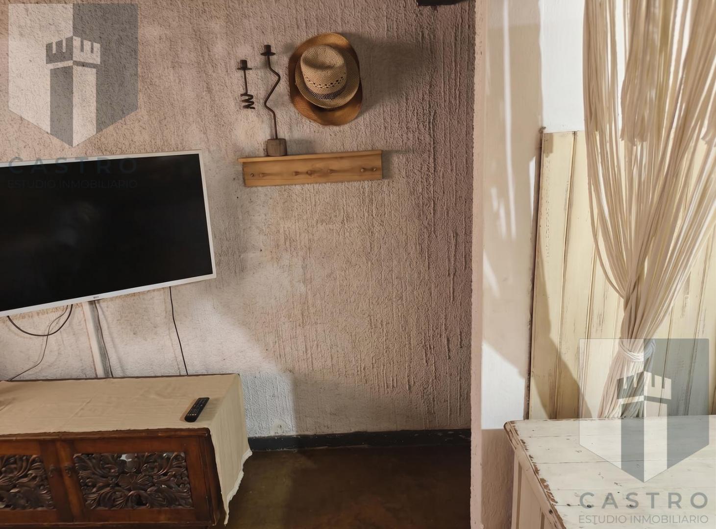 Foto de VENTA DE CASA MULTIFAMILIAR LOS POLVORINES OPORTUNIDAD DE DOBLE RENTA, imagen 2