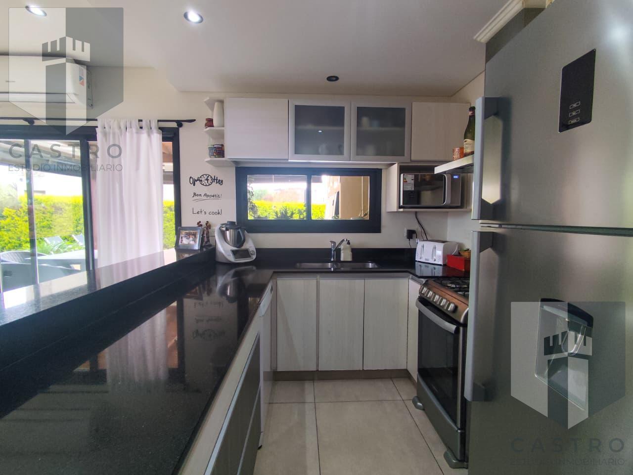 Foto de Casa 5 ambientes en venta en Los Robles, La cañada de Pilar, imagen 4