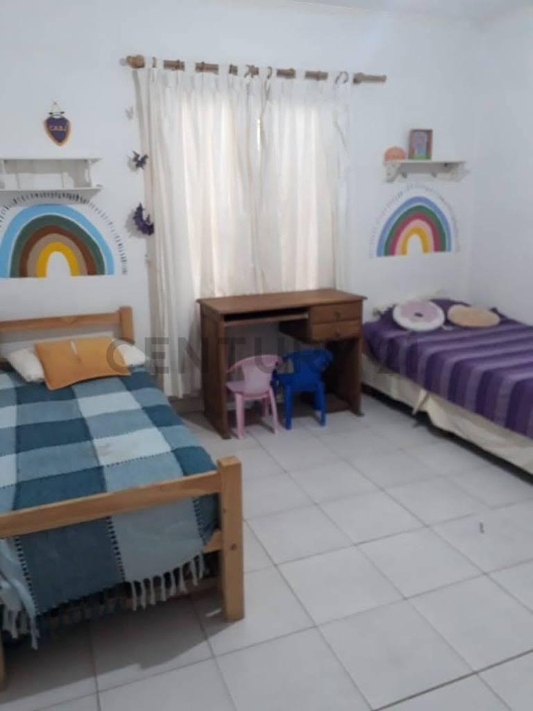Casa de 2 Dorm. en Altos del Sauce. 2