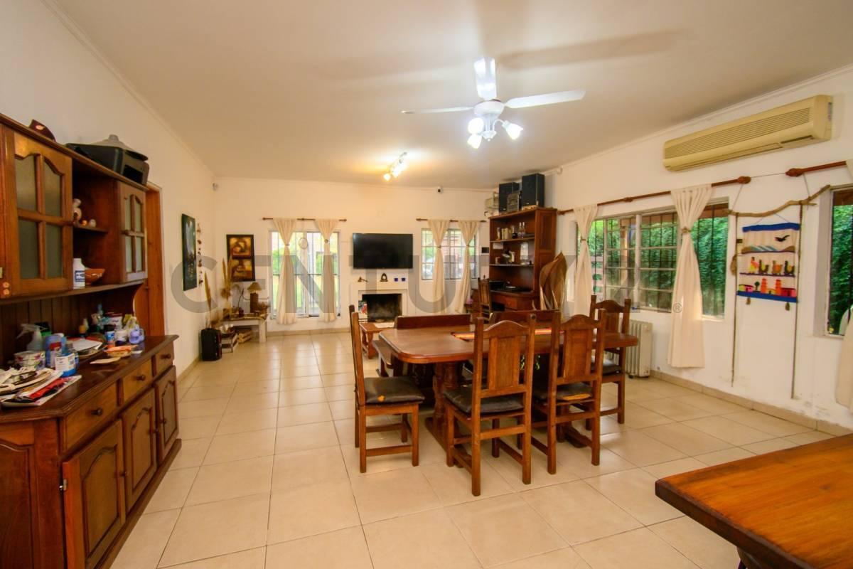 Se Vende Excelente Quinta en Arroyo Leyes 3
