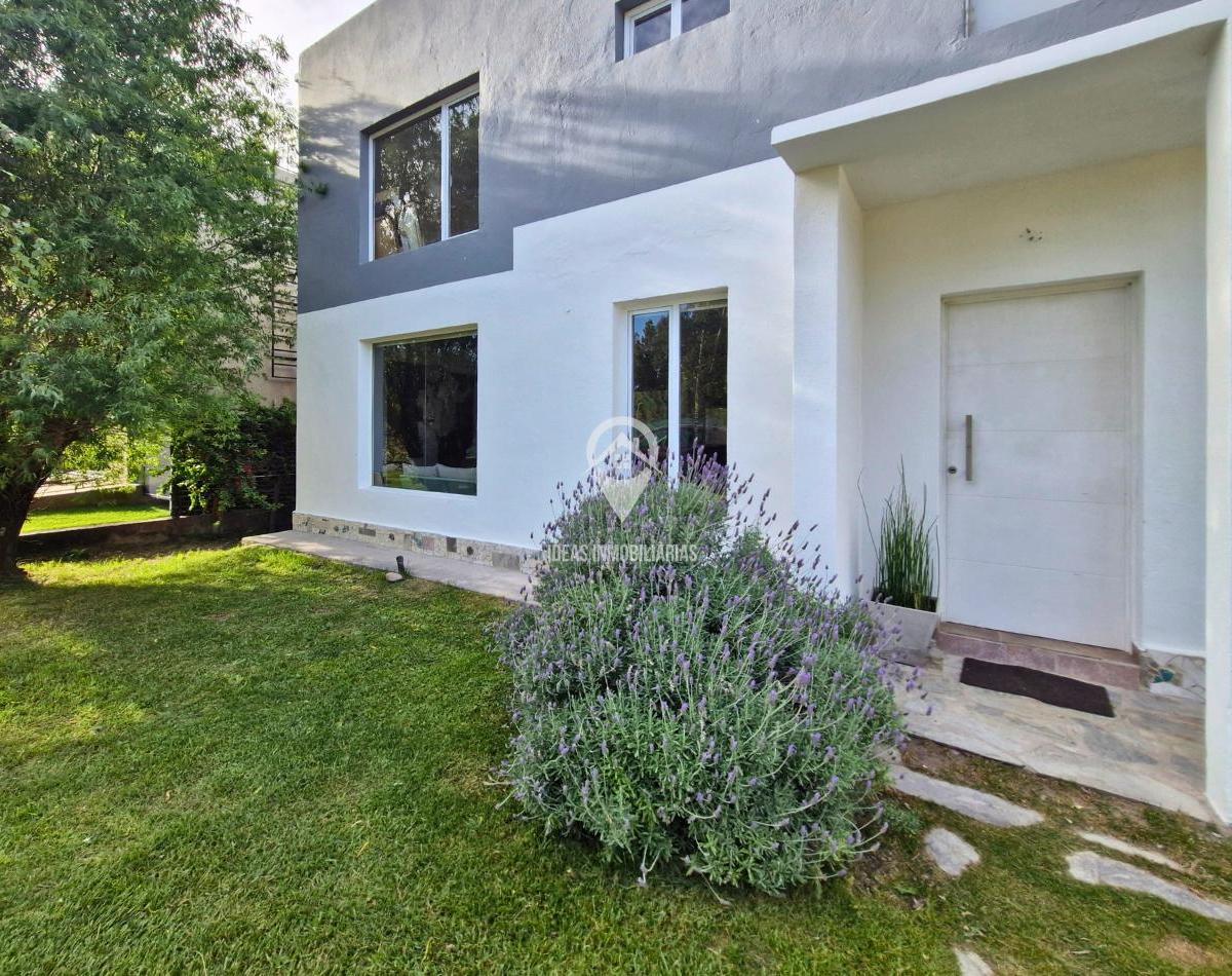 Foto de Casa en Venta en B° Cerrado Costa Rio | Neuquen Capital, imagen 5