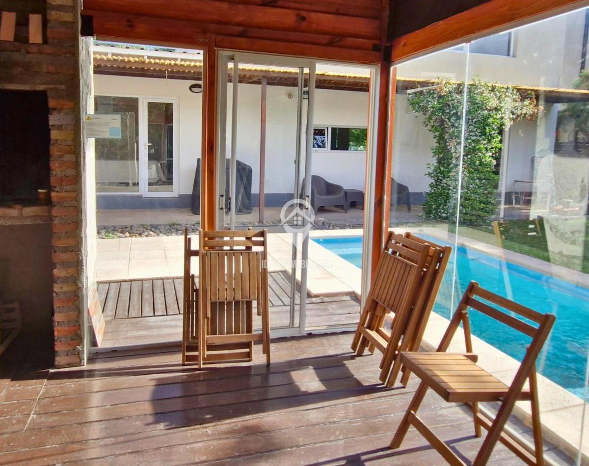 Foto de Casa en Venta en B° Cerrado Costa Rio | Neuquen Capital, imagen 2