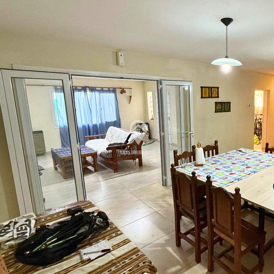 Casa en Venta con Pileta y Quincho | Barrio Los Cerezos II, Plottier 4