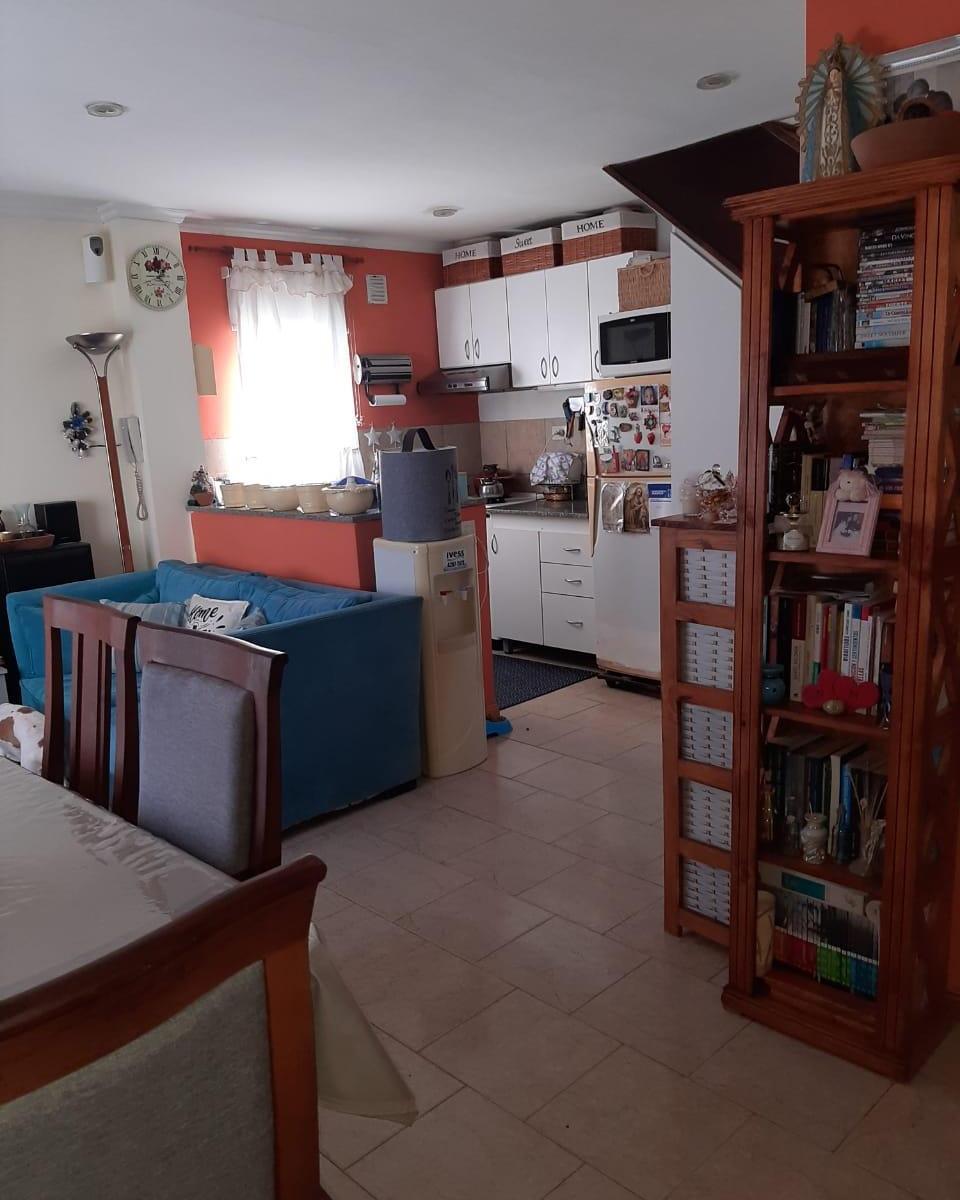 2 AMBIENTES TIPO DUPLEX C/ ESPACIO GUARDACOCHE SUPER OPORTUNIDAD!!!