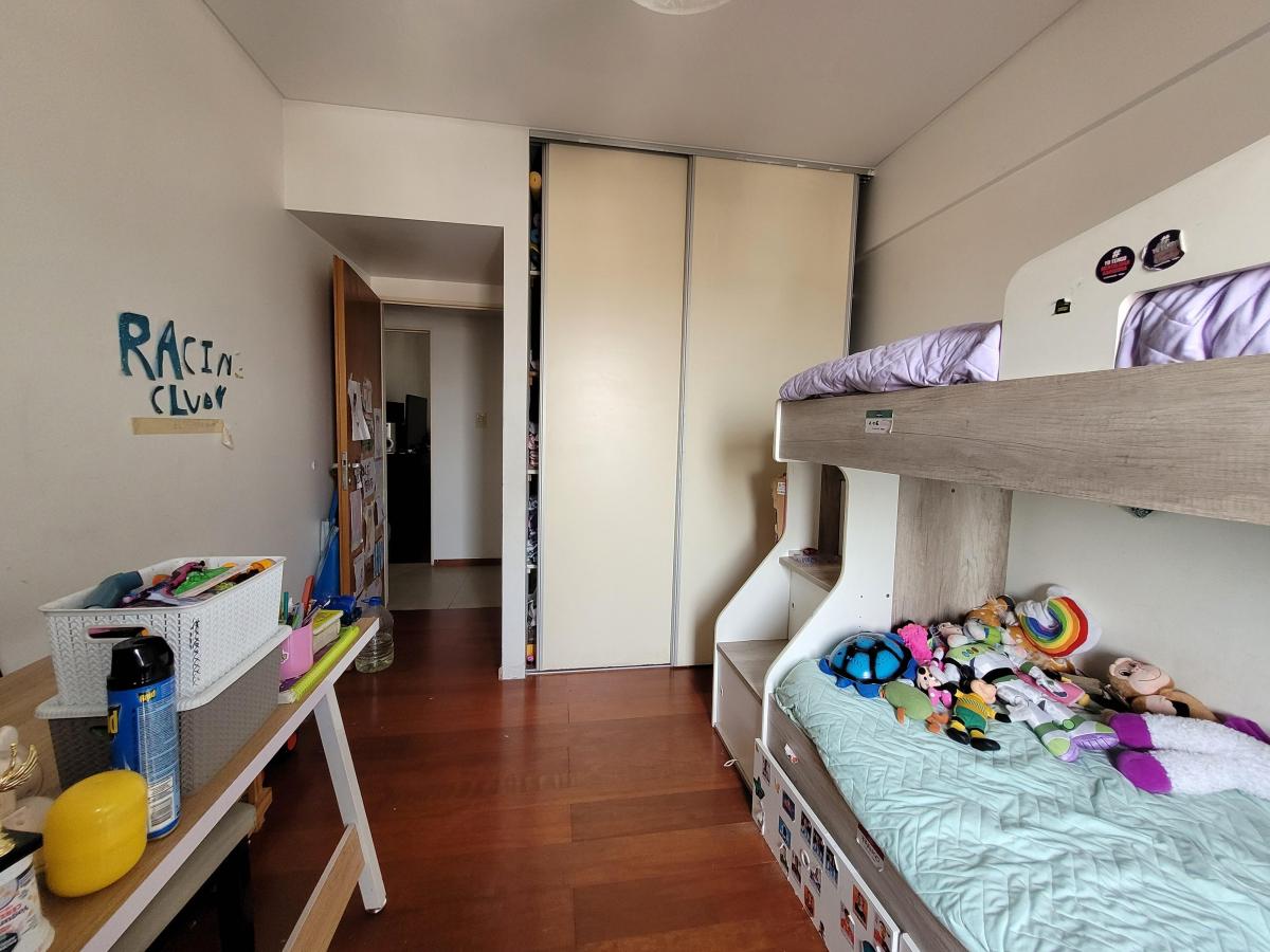 Departamento 3 Ambientes con Cochera en Avellaneda Sobre Av Mitre Al 2400 Rebajado! 5