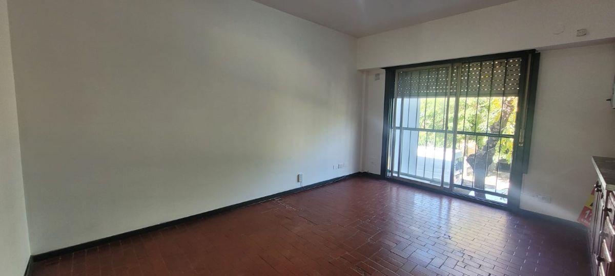 Foto de DEPARTAMENTO 2 Ambientes zona estacion Wilde ctro., imagen 4