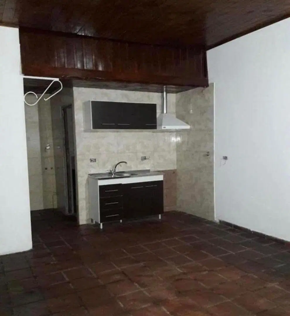 Alquiler PH 2 ambientes al frente 3
