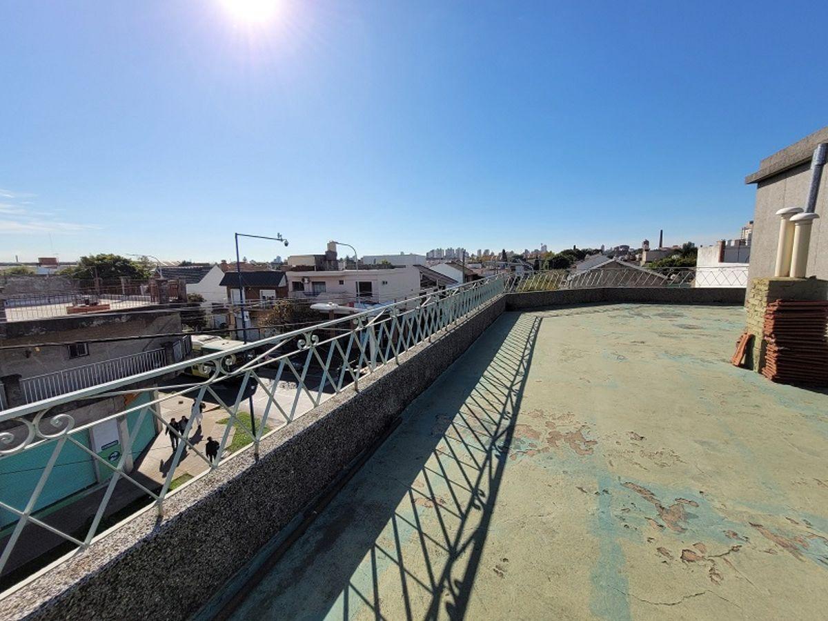 Foto de Departamento tipo PH de 4 ambientes con terraza, imagen 3