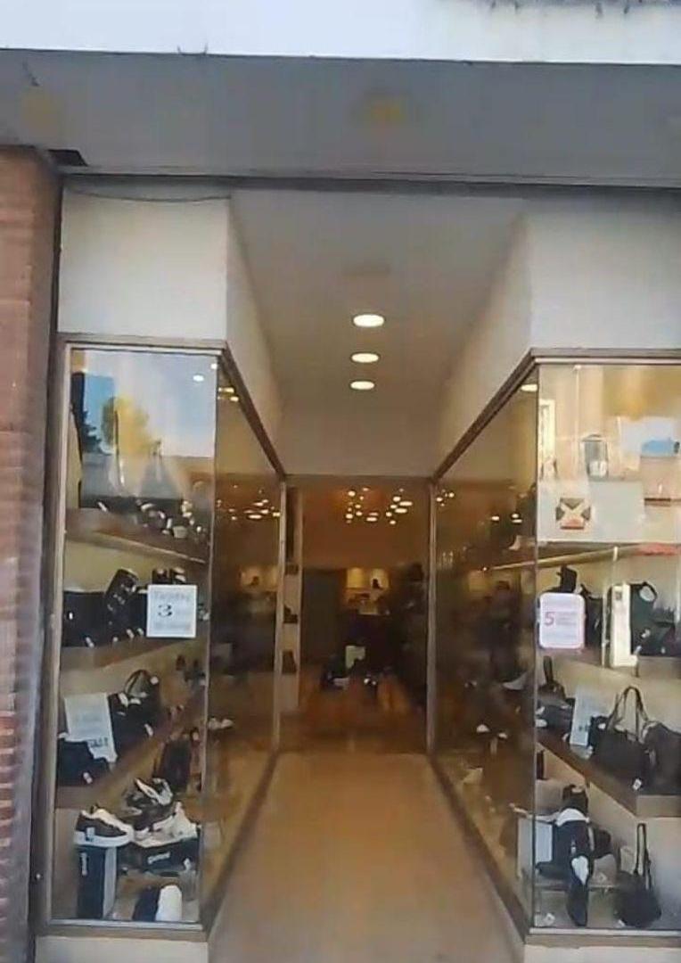 Foto de LOCAL EN ALQUILER SOBRE CALLE LAS FLORES AL 200, imagen 5