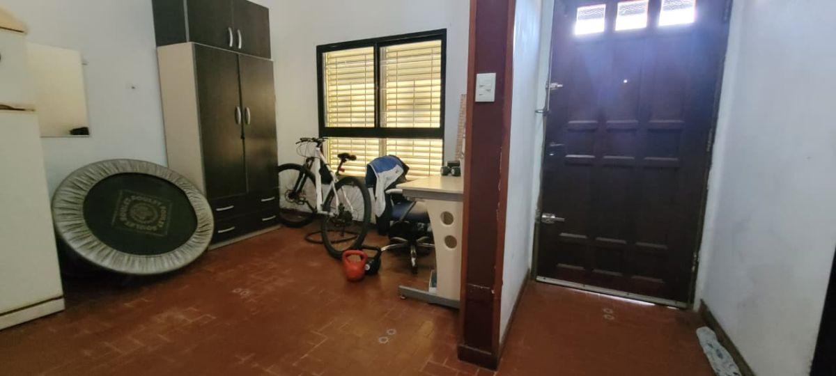 Foto de CASA PH EN VENTA 4 AMBIENTES CON COCHERA, imagen 3