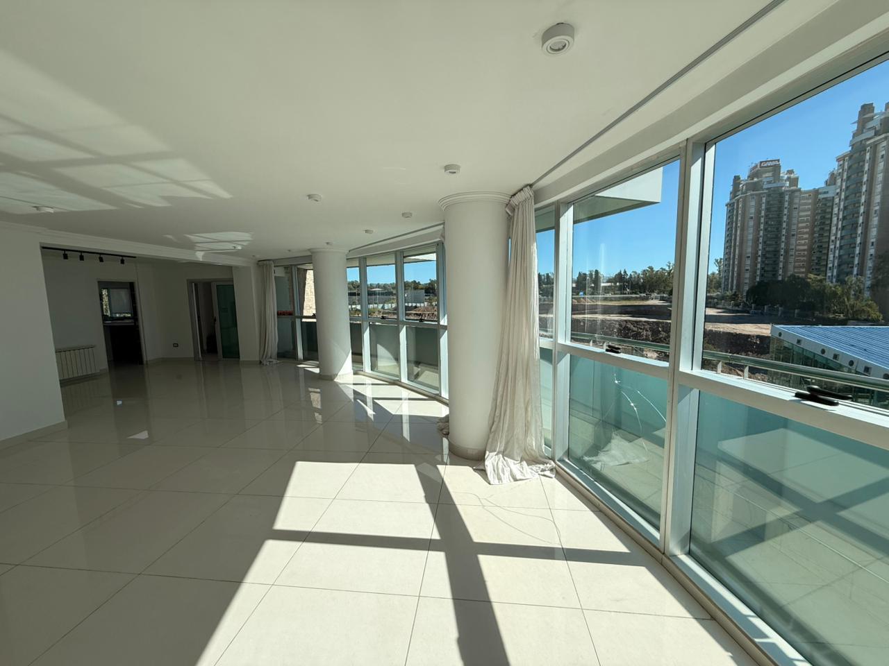 Foto de ALQUILER | 3 DORMITORIOS | Alto Villasol Torre Uritorco | Zona Norte |, imagen 2
