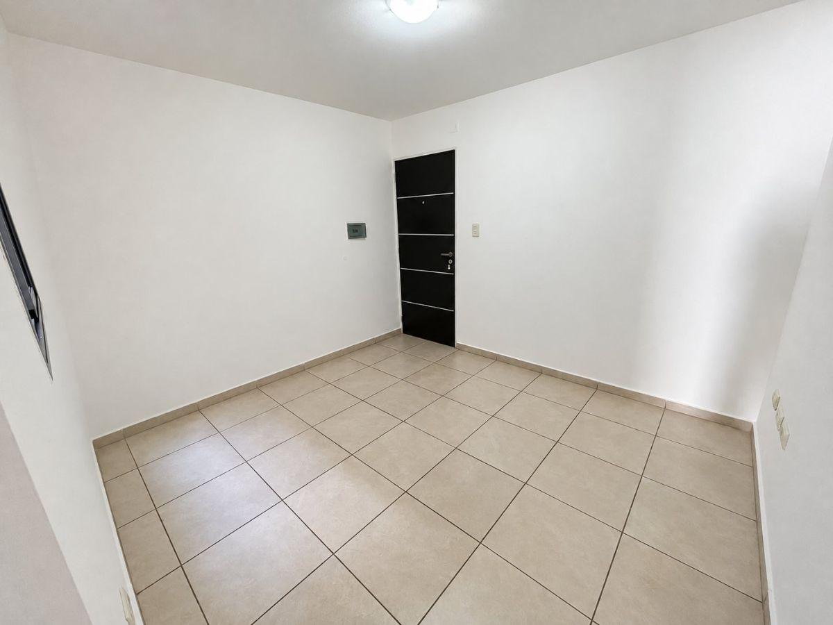 Foto de ALQUILER | VELEZ SARSFIELD 886 | 1 DORM | 1 BAÑO | IDEAL ESTUDIANTES, imagen 3