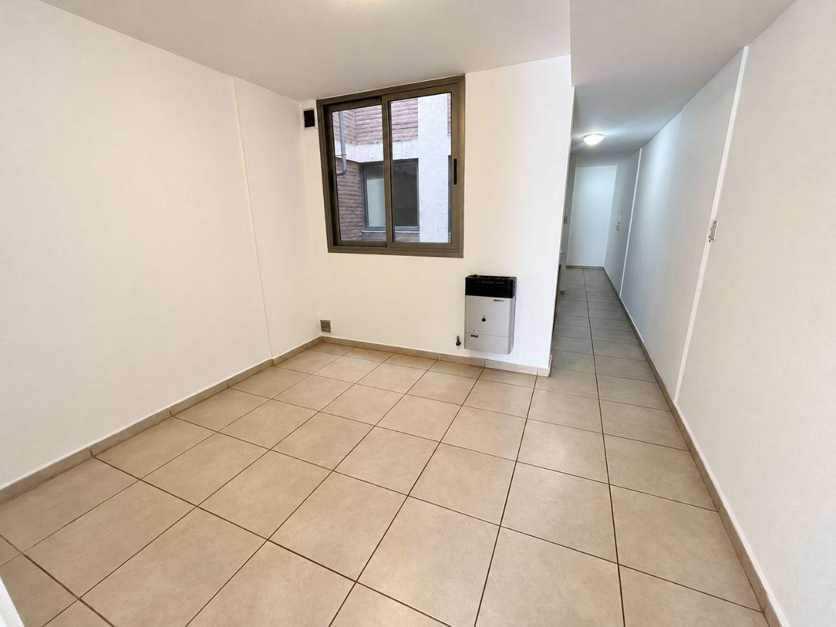 Foto de ALQUILER | VELEZ SARSFIELD 886 | 1 DORM | 1 BAÑO | IDEAL ESTUDIANTES, imagen 4