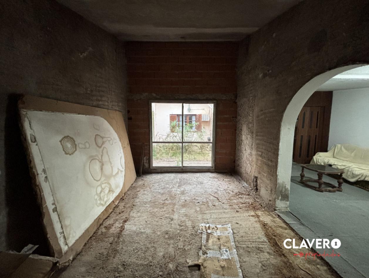 Casa amplia de 3 habitaciones