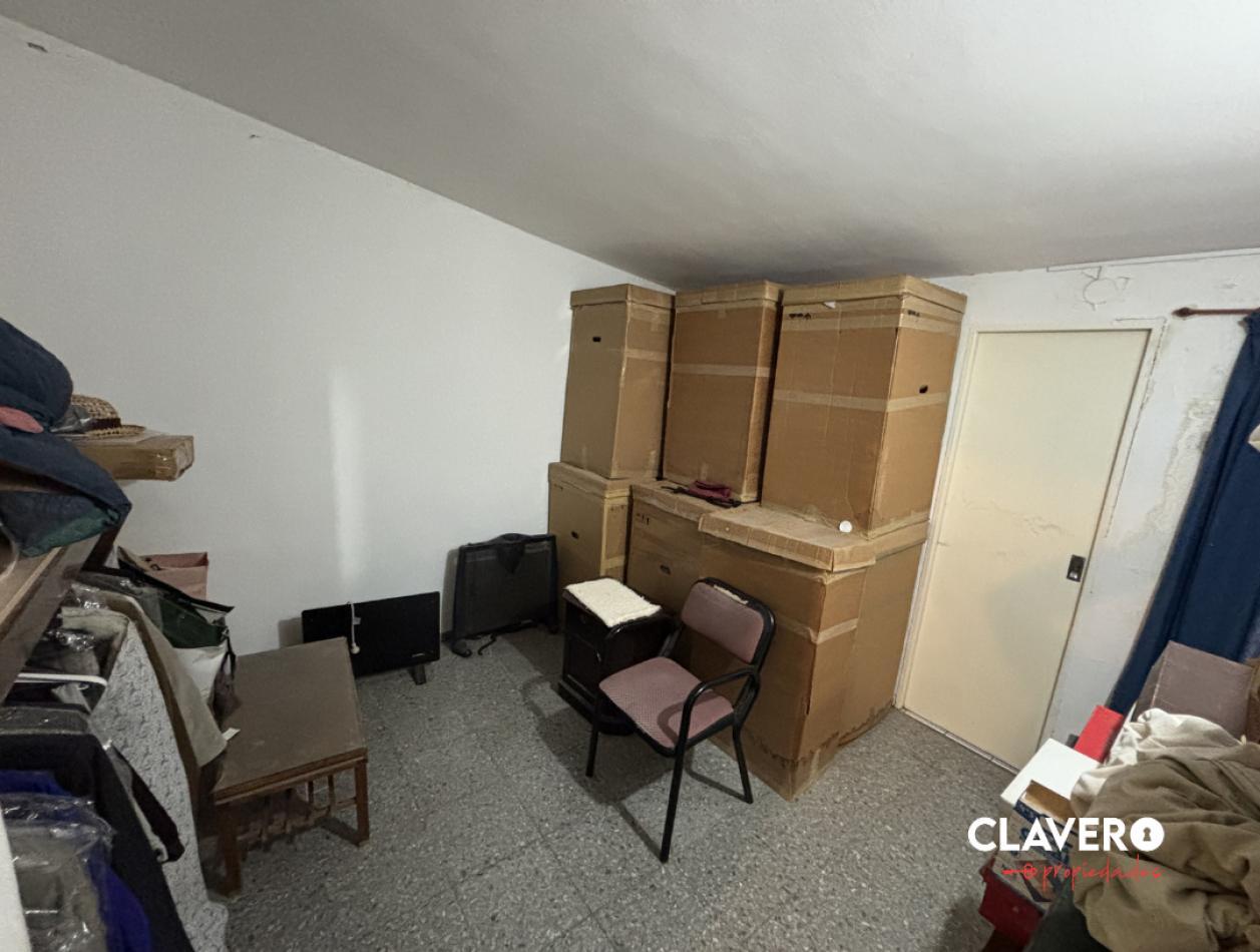 Casa amplia de 3 habitaciones