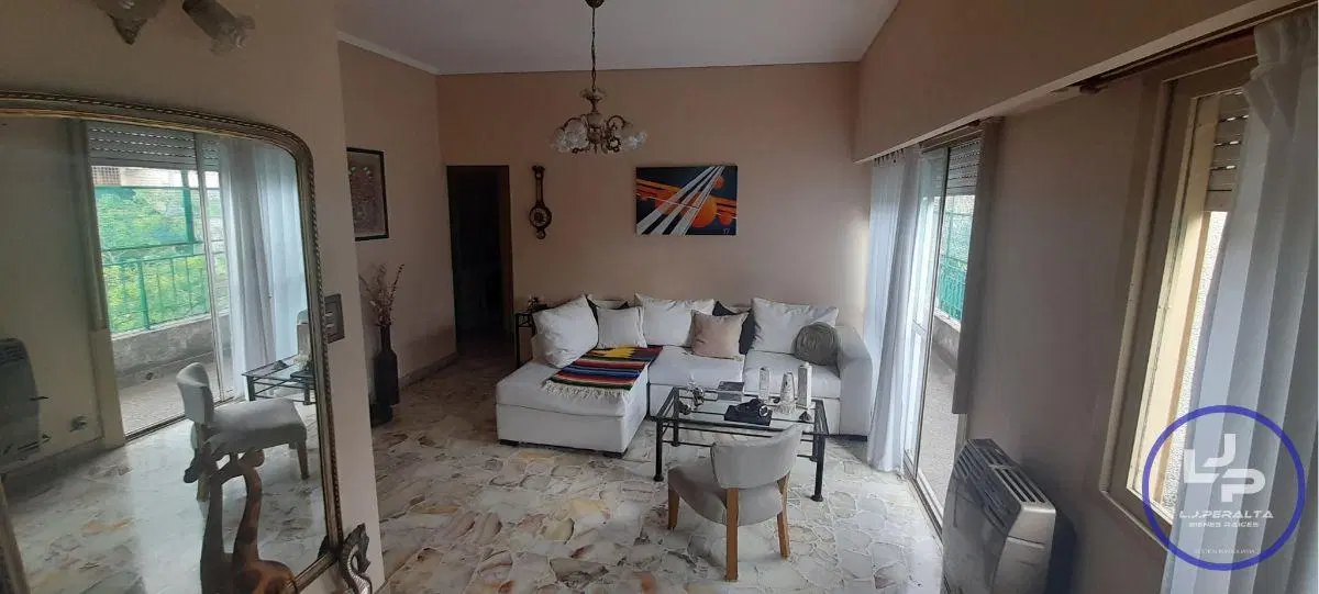 Venta PH 3 Ambientes con dependencia - Barrio Naon Mataderos 1