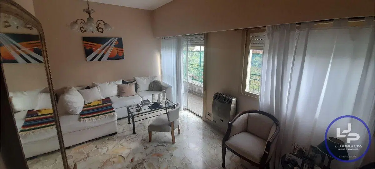 Venta PH 3 Ambientes con dependencia - Barrio Naon Mataderos 4