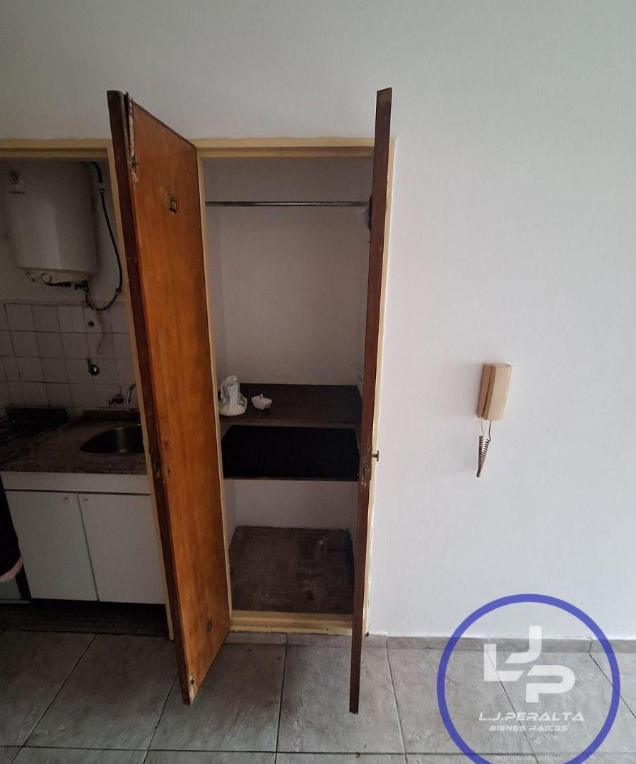 Foto de Alquiler Monoambiente Saenz Peña 151 - Monserrat (a 1 cuadra de Plaza Congreso), imagen 3