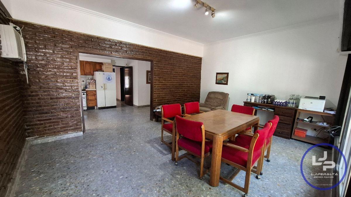 Foto de Casa en venta 3 Ambientes c/ Dependencias en Ituzaingó Centro - APTA, imagen 3